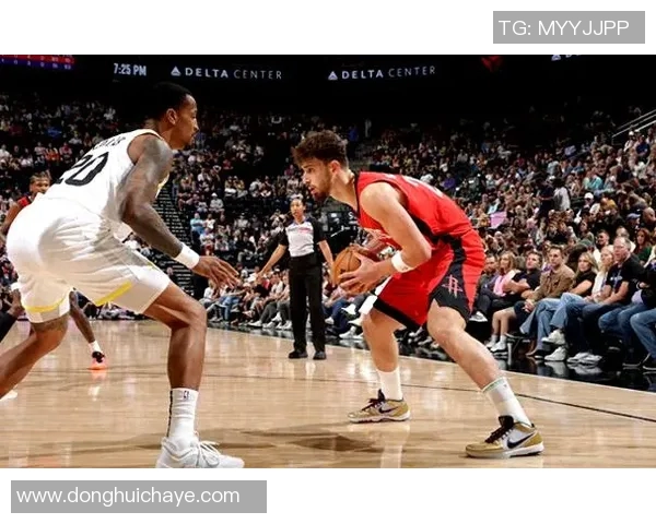 季后赛激战湖人对决爵士精彩瞬间回顾与分析